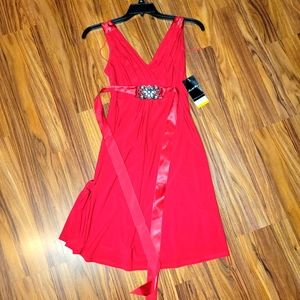 Red dress, 4p,